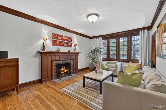 6329 San Bonita Avenue, Clayton, MO 63105