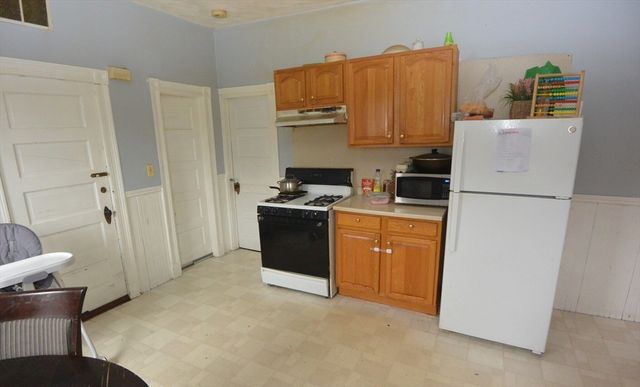 10 Bracket St 2, Boston, MA 02135