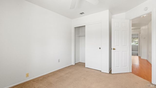 309 Regency Cir, Vacaville, CA 95687