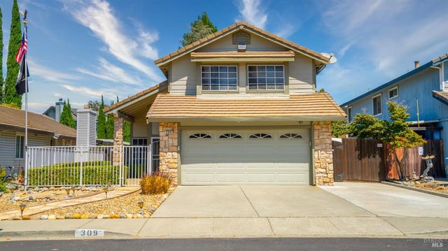 309 Regency Cir, Vacaville, CA 95687