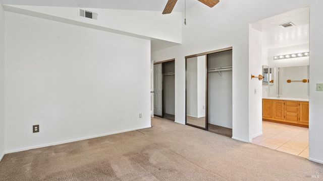 309 Regency Cir, Vacaville, CA 95687