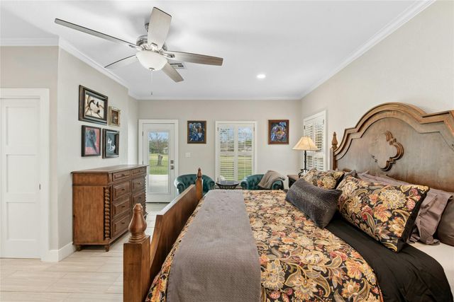 407 Olympia Fields ST, Meadowlakes, TX 78654