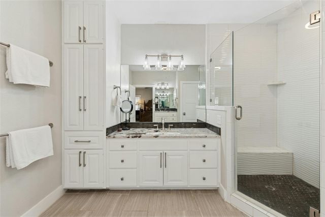 407 Olympia Fields ST, Meadowlakes, TX 78654