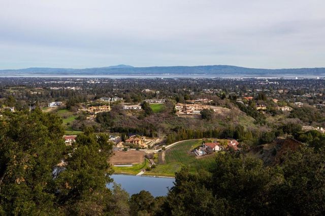24793 Northcrest Lane, Los Altos Hills, CA 94024