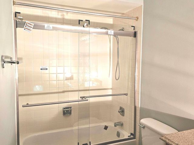 1018 CASTILIAN Court 205, Glenview, IL 60025