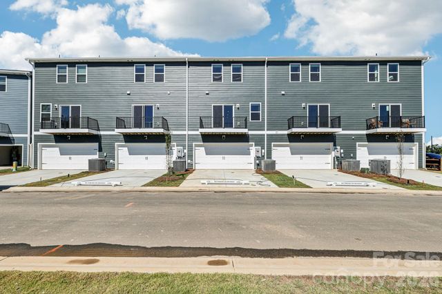 335 Golden Maple Court, Fort Mill, SC 29708