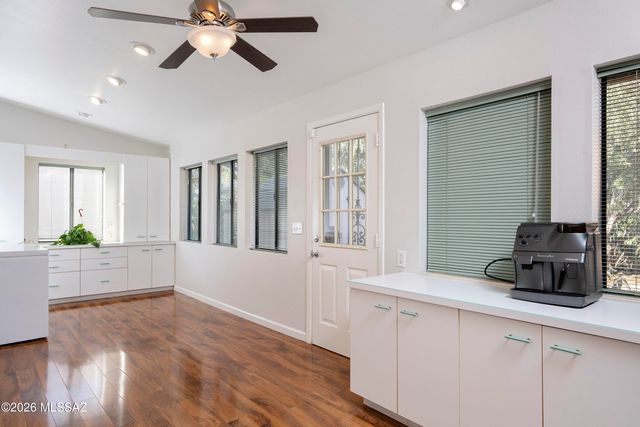 1112 W Maximilian Way, Tucson, AZ 85704