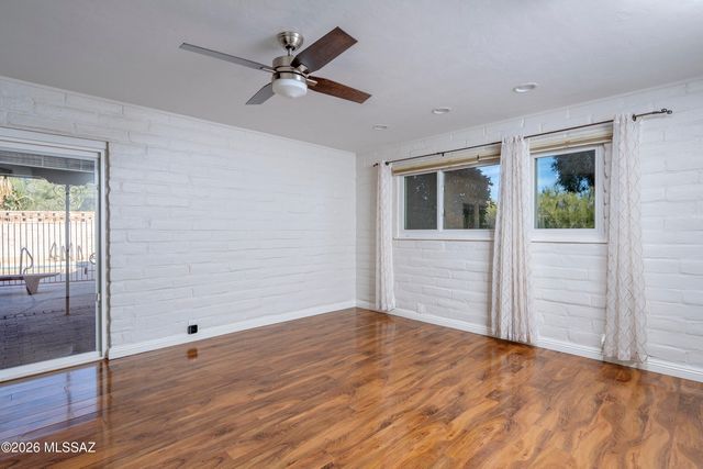 1112 W Maximilian Way, Tucson, AZ 85704