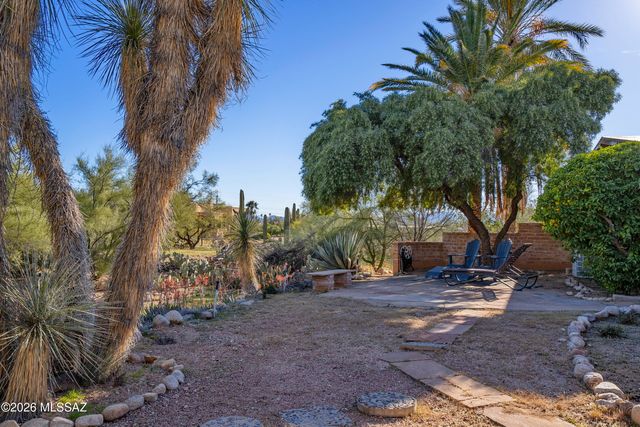 1112 W Maximilian Way, Tucson, AZ 85704