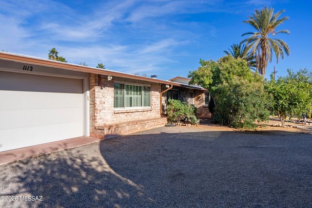1112 W Maximilian Way, Tucson, AZ 85704