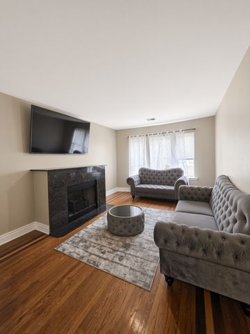 48 N Menard Avenue B-3, Chicago, IL 60644