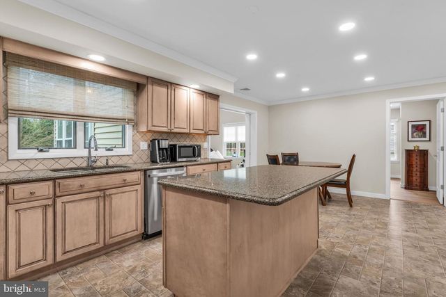 2 SURREY CT, Forked River, NJ 08731