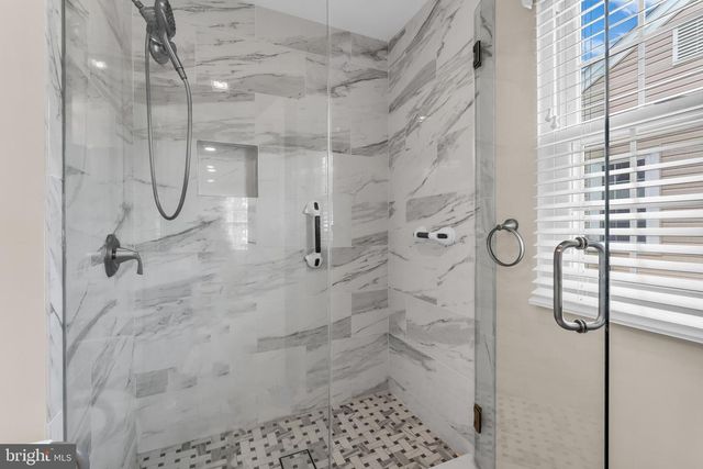 2 SURREY CT, Forked River, NJ 08731