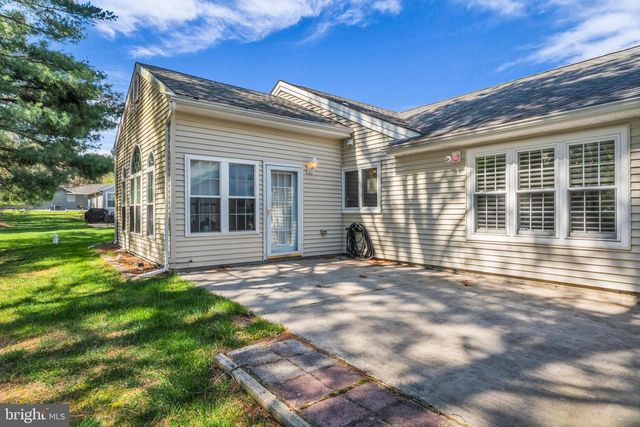 2 SURREY CT, Forked River, NJ 08731