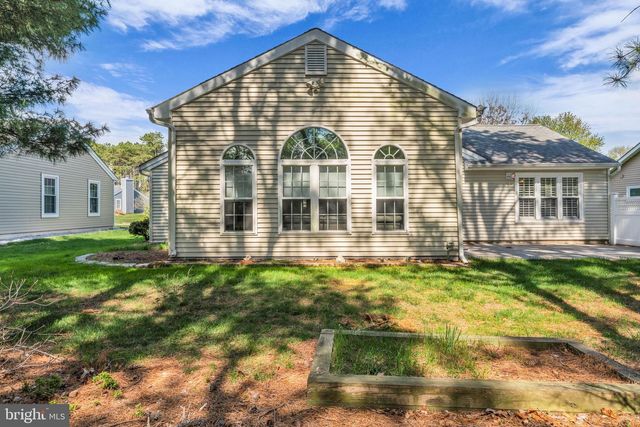 2 SURREY CT, Forked River, NJ 08731