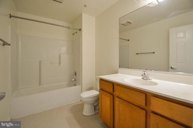 70 CHESAPEAKE ST, Lancaster, PA 17602