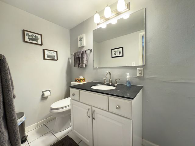 1313 S Rebecca Road 118, Lombard, IL 60148