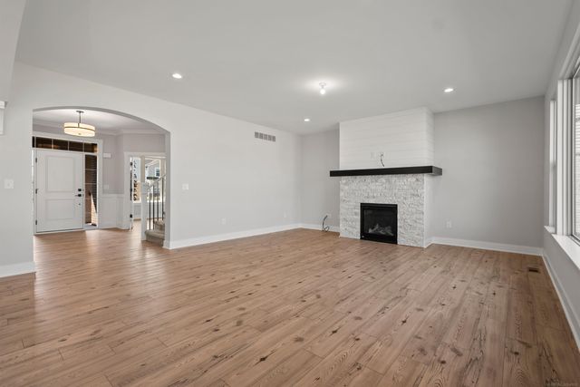 17317 Megan Drive 45, Macomb, MI 48042