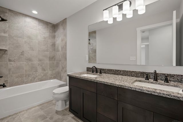 17317 Megan Drive 45, Macomb, MI 48042