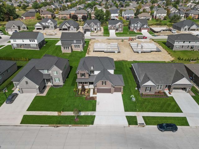 17317 Megan Drive 45, Macomb, MI 48042