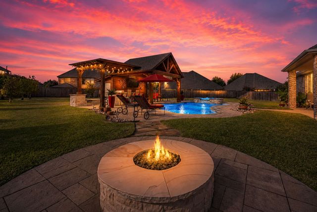 701 Lina Court, Murphy, TX 75094