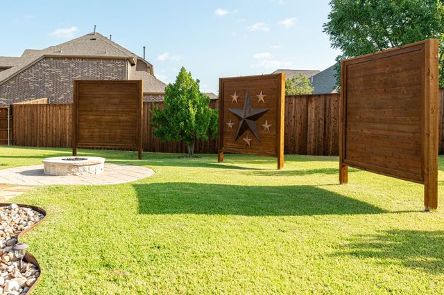 701 Lina Court, Murphy, TX 75094