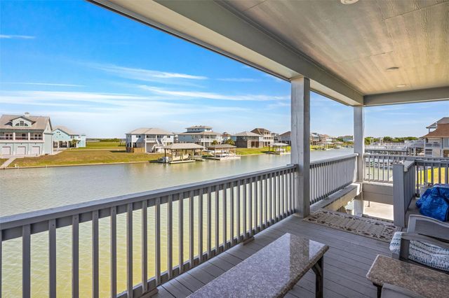 2005 Nelson Street, Port Bolivar, TX 77650