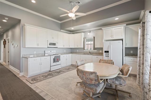 2005 Nelson Street, Port Bolivar, TX 77650