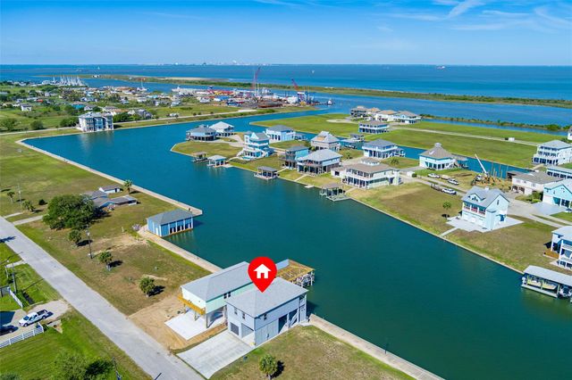2005 Nelson Street, Port Bolivar, TX 77650