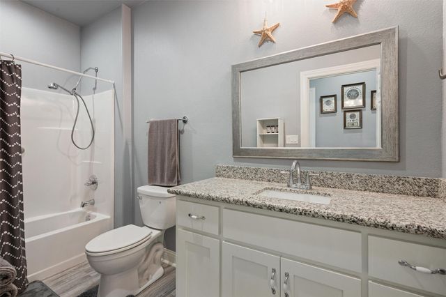 2005 Nelson Street, Port Bolivar, TX 77650