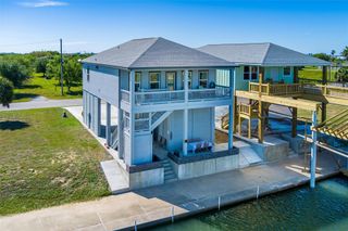 2005 Nelson Street, Port Bolivar, TX 77650