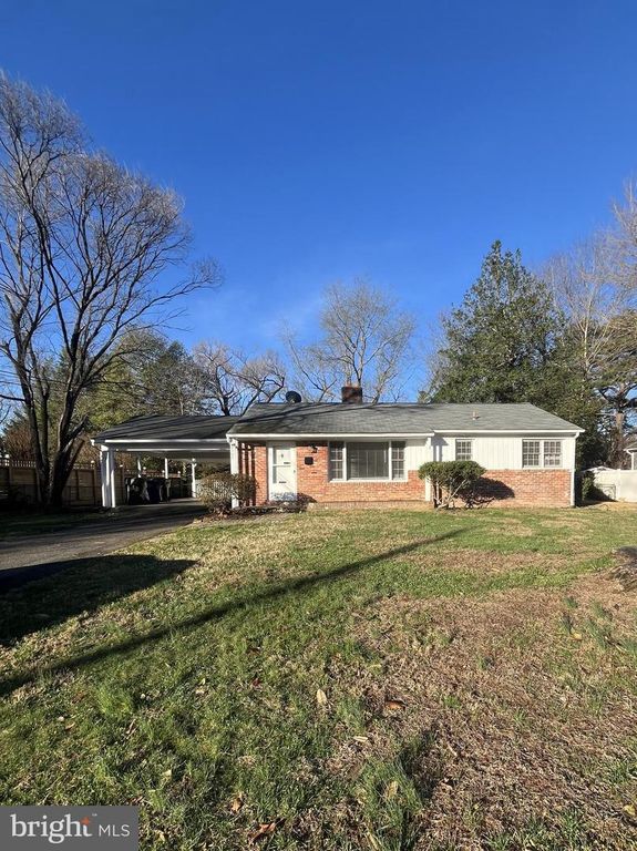 7908 WELLINGTON RD, Alexandria, VA 22308