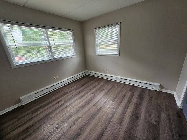 2 N Broadway Avenue 1E, Park Ridge, IL 60068