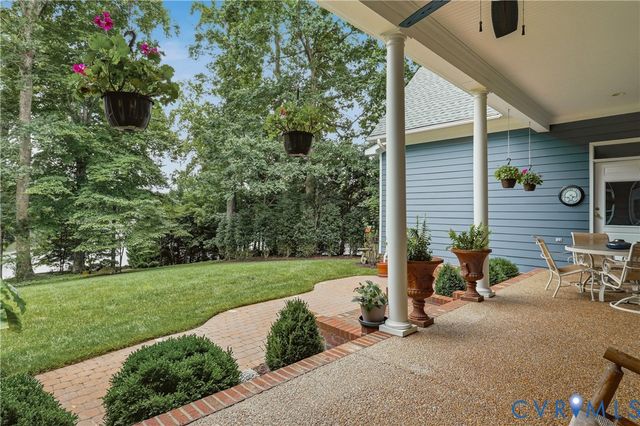 8305 Seaview Dr, Chesterfield, VA 23838