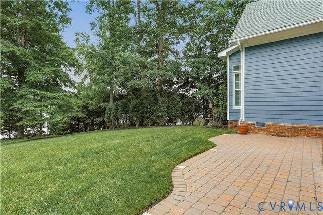 8305 Seaview Dr, Chesterfield, VA 23838