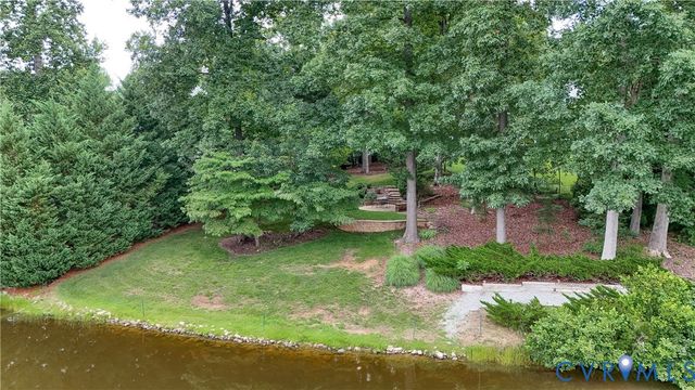 8305 Seaview Dr, Chesterfield, VA 23838