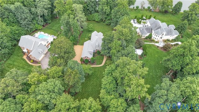 8305 Seaview Dr, Chesterfield, VA 23838