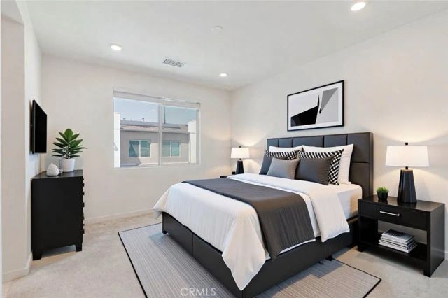 3570 E Peckham Paseo 5, Ontario, CA 91761