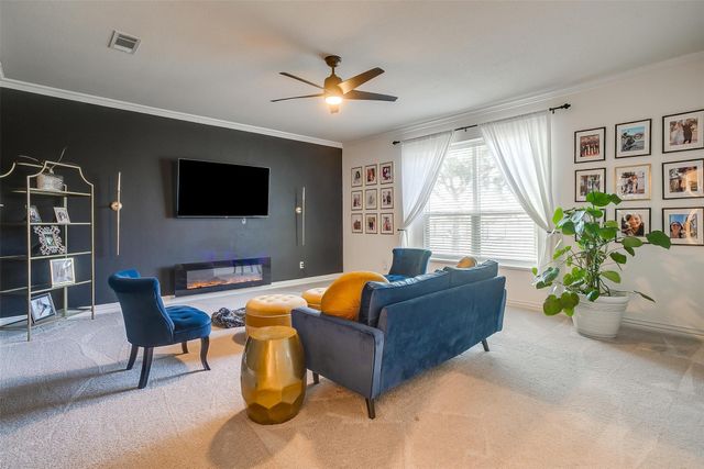 1008 Dapple Gray Road, Crowley, TX 76036