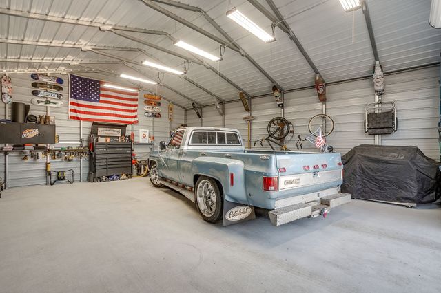 1008 Dapple Gray Road, Crowley, TX 76036