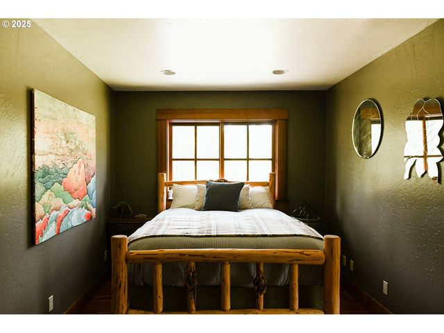 230 JENNINGS Rd, Trout Lake, WA 98650