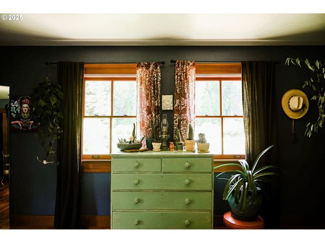 230 JENNINGS Rd, Trout Lake, WA 98650