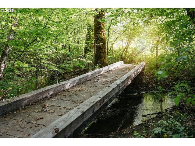 230 JENNINGS Rd, Trout Lake, WA 98650