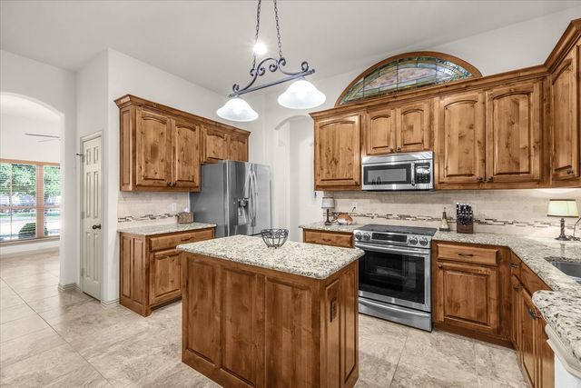 113 Cold Track Drive, Willow Park, TX 76008