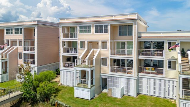 1608 Marsh Harbor Lane C, Mount Pleasant, SC 29464