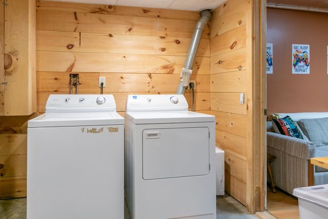 292 Tallwood Circle, Londonderry, VT 05155