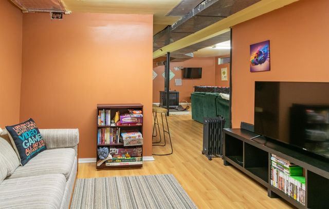 292 Tallwood Circle, Londonderry, VT 05155