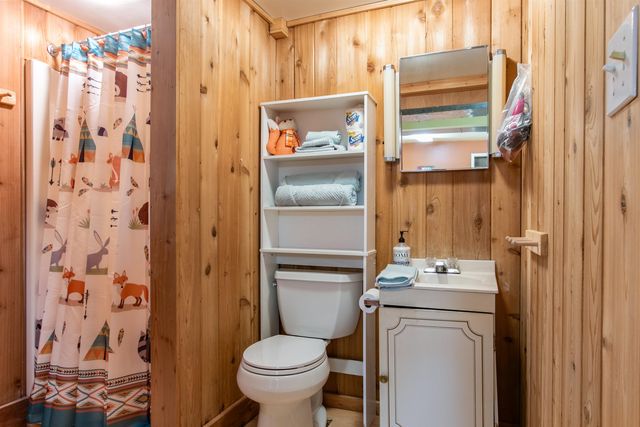 292 Tallwood Circle, Londonderry, VT 05155