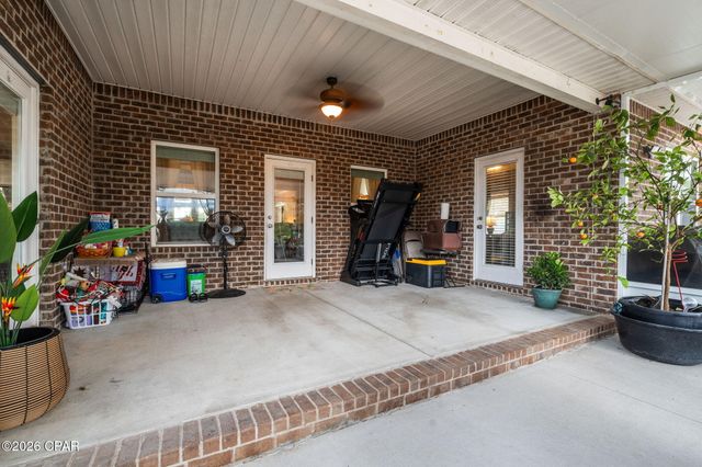 82 Alegro Drive, Southport, FL 32409