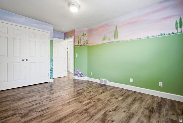 5237 W SADDLE CREEK CIR, West Jordan, UT 84081